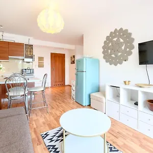 apartamenty-sunsnow-sikorskiego.kolobrzeghotels.com/